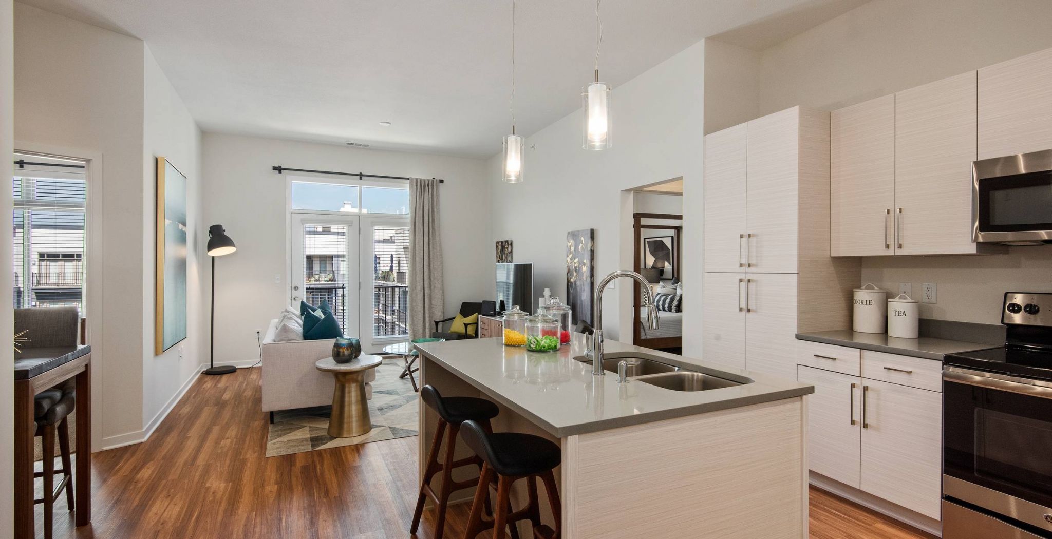 Avenue 80 apartments in Overland Park, KS modern open floor plan kitchen
